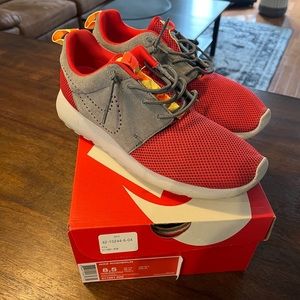 Nike Roshe Run Originals Mens - Size 8.5